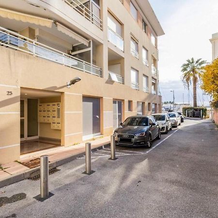 Port Azur Lägenhet Vallauris Exteriör bild