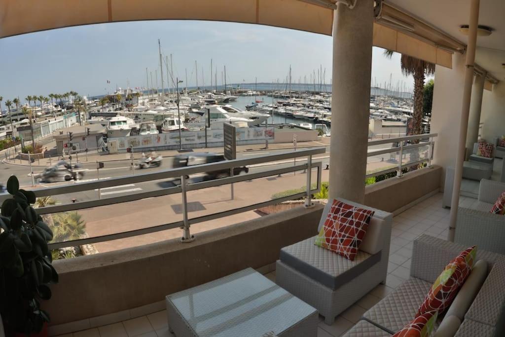 Port Azur Lägenhet Vallauris Exteriör bild