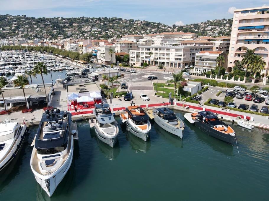 Port Azur Lägenhet Vallauris Exteriör bild