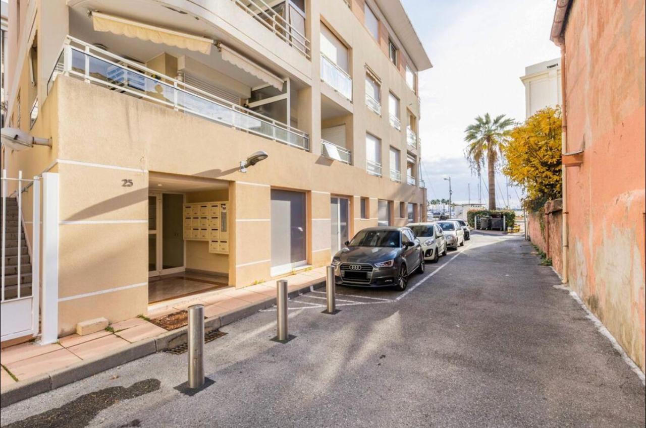 Port Azur Lägenhet Vallauris Exteriör bild